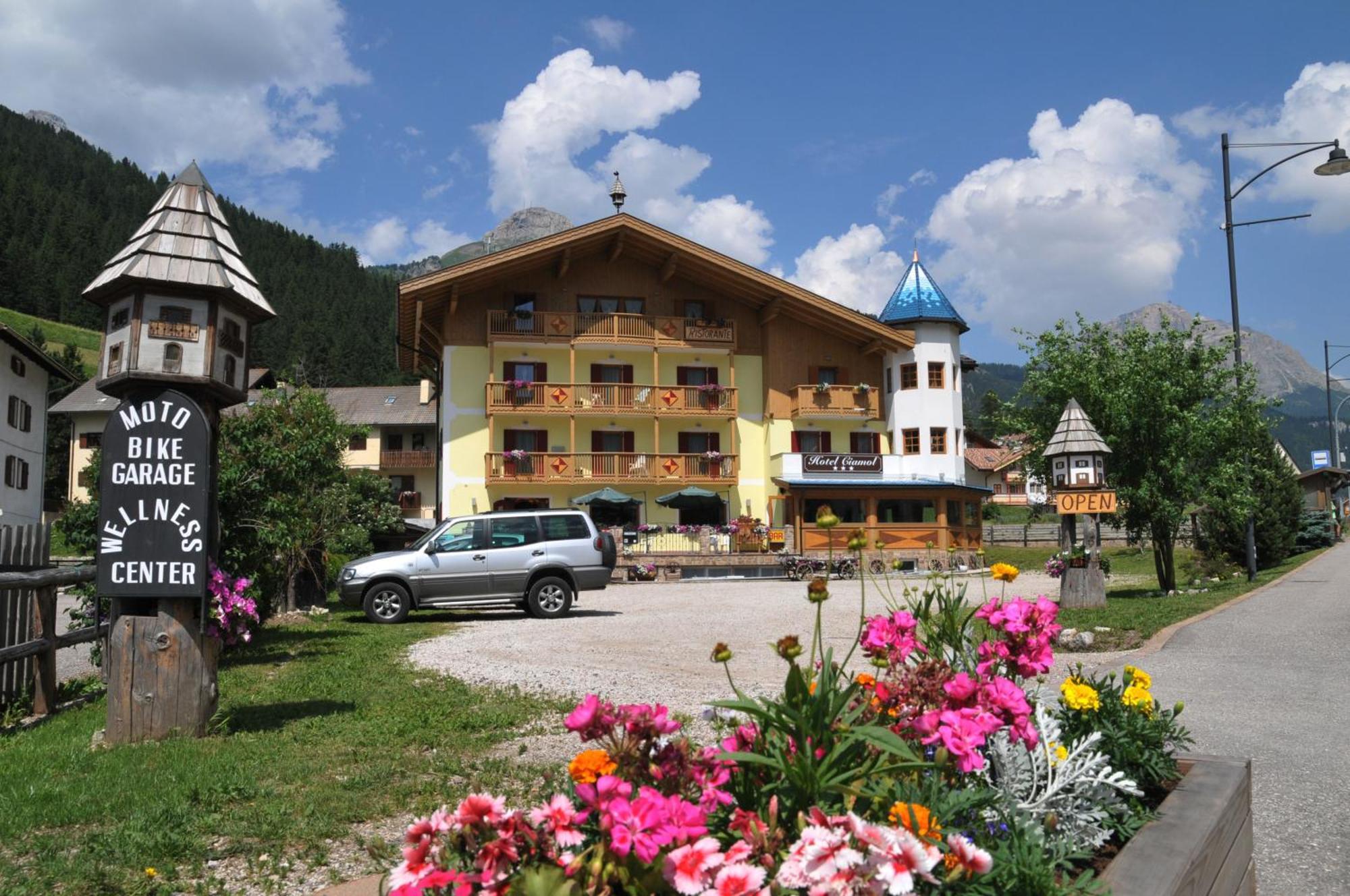 Hotel Ciamol Campitello di Fassa Extérieur photo
