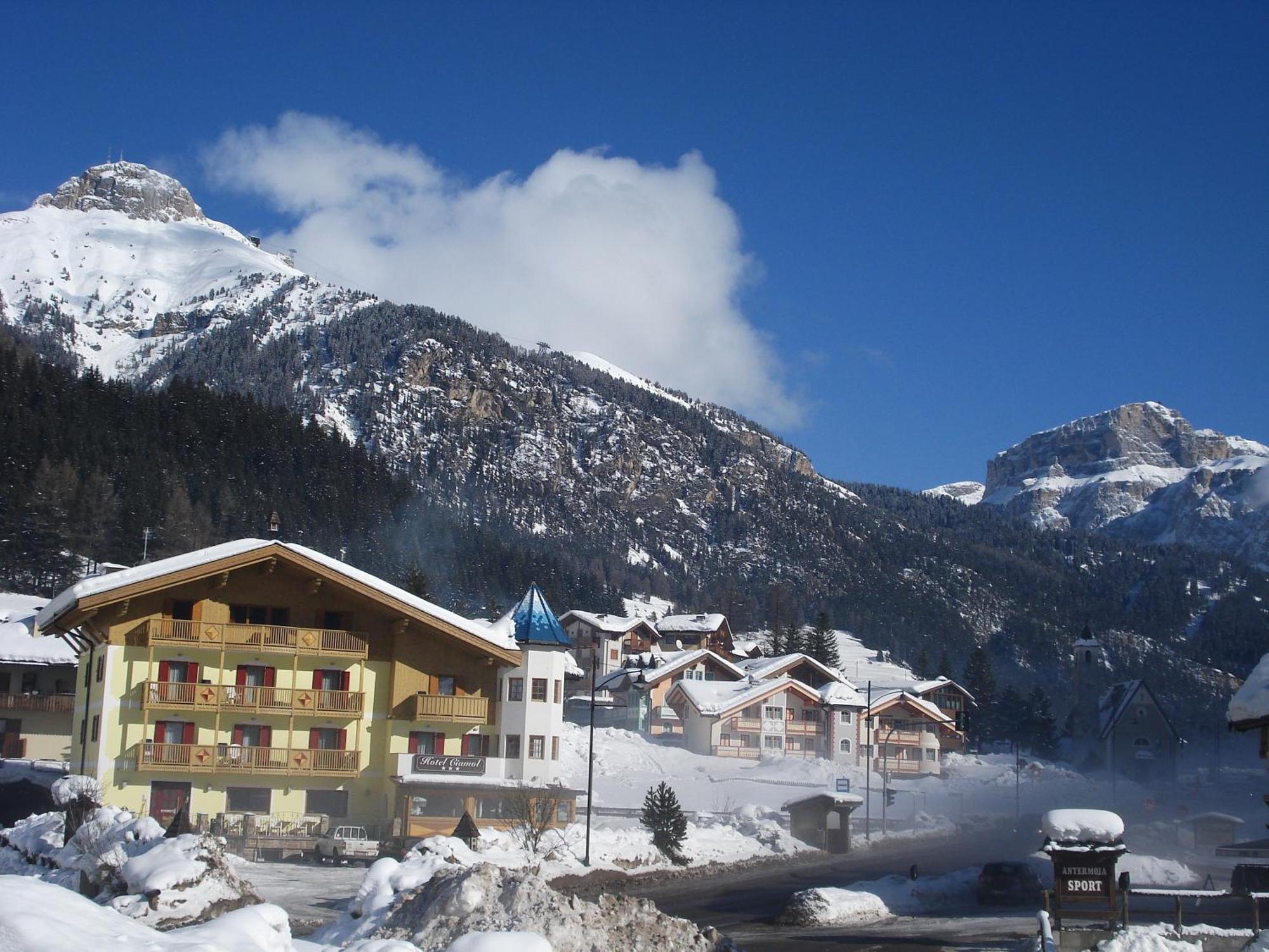 Hotel Ciamol Campitello di Fassa Extérieur photo