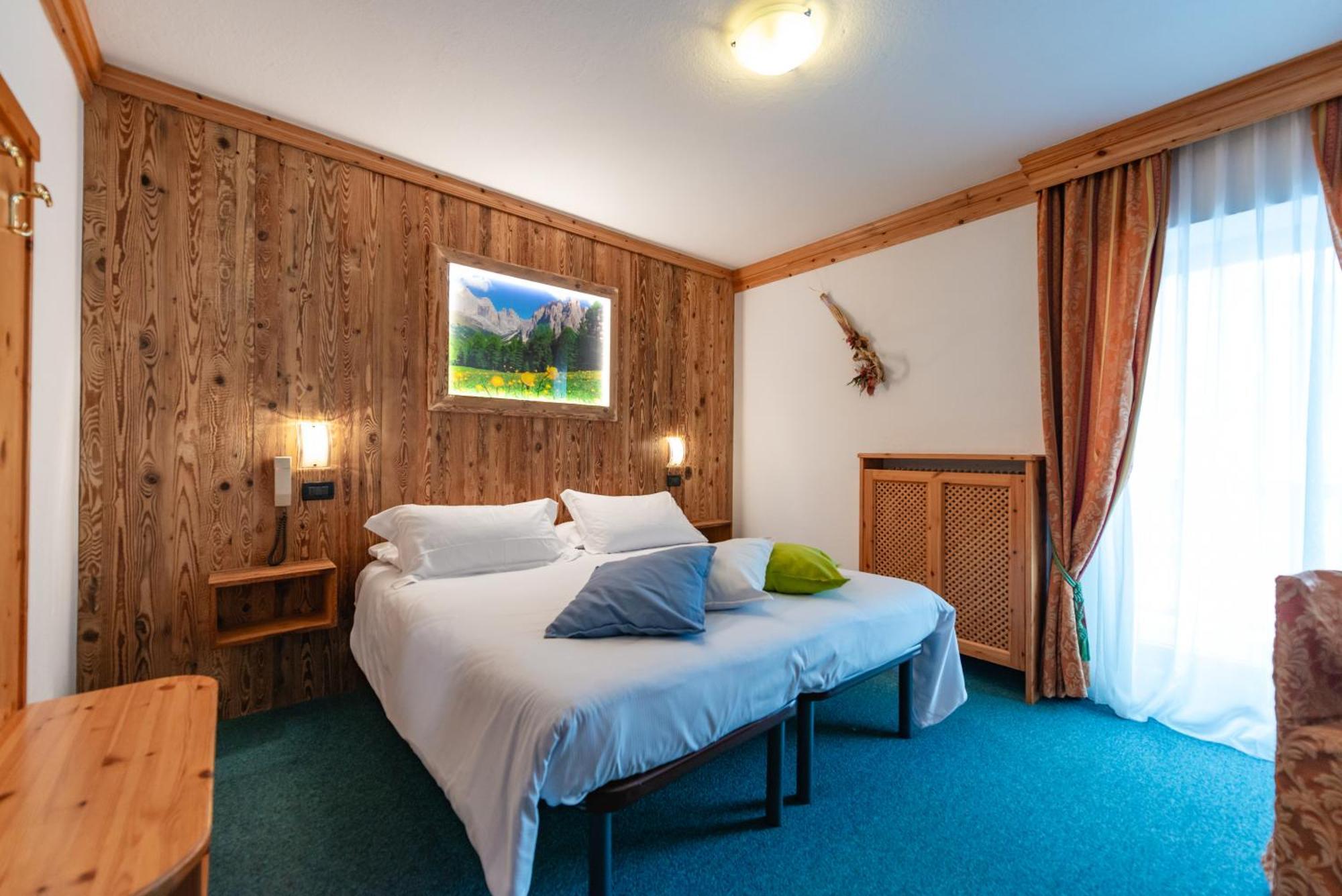 Hotel Ciamol Campitello di Fassa Extérieur photo