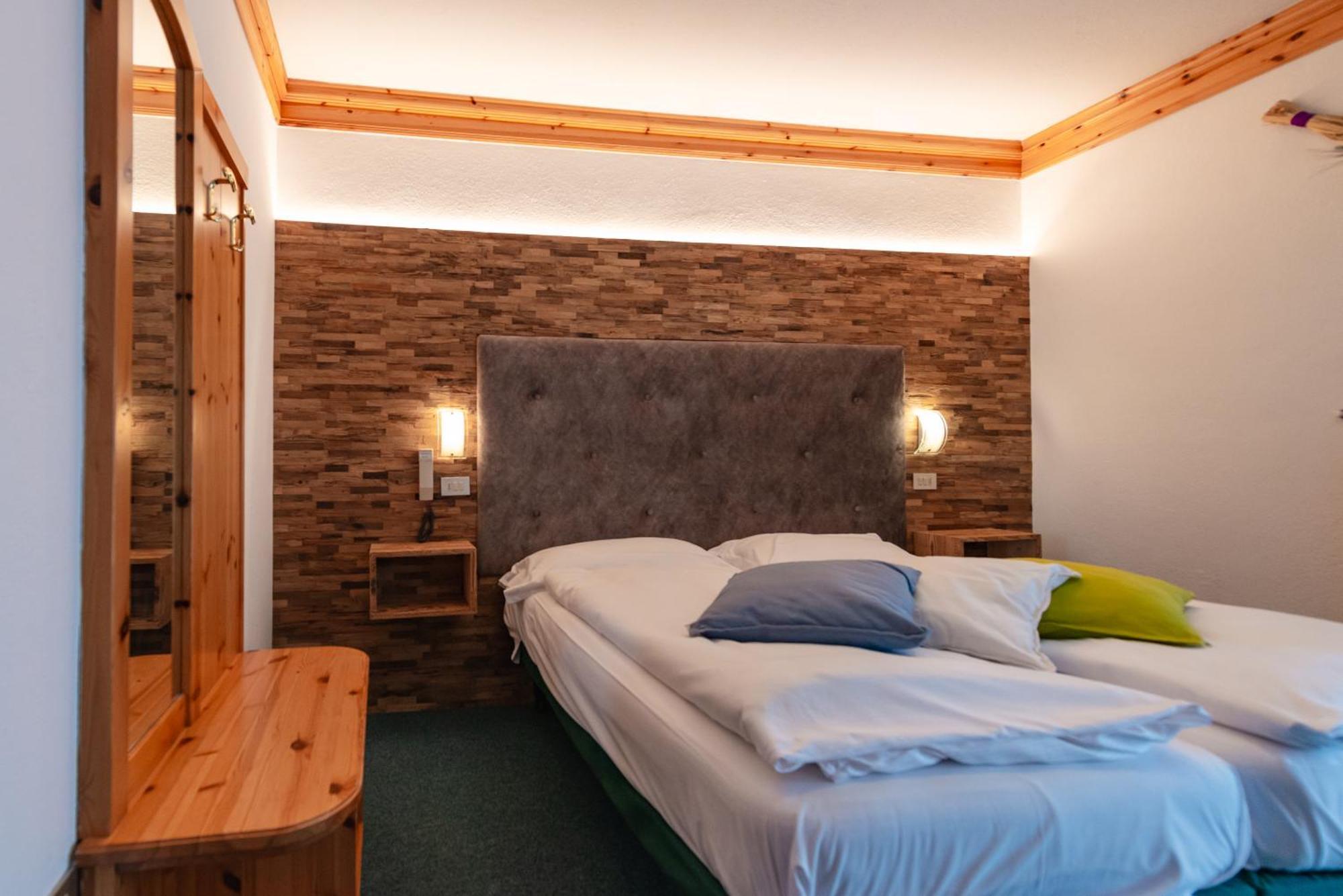 Hotel Ciamol Campitello di Fassa Extérieur photo