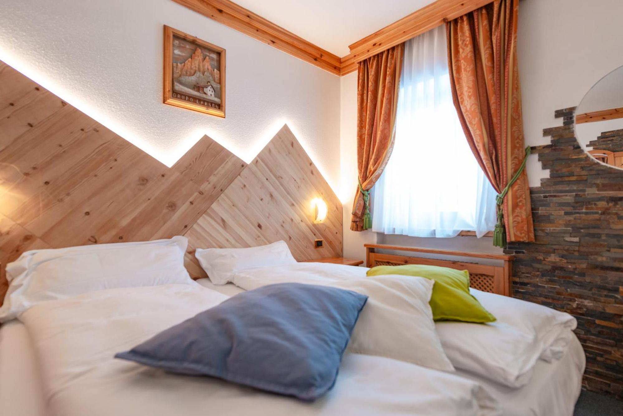 Hotel Ciamol Campitello di Fassa Extérieur photo